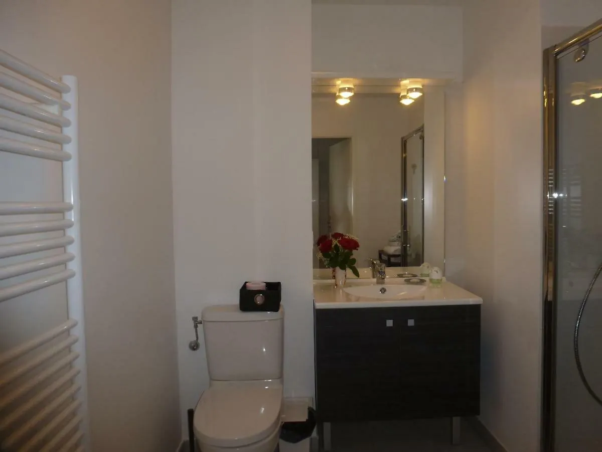 Apartment Beau Studio Nice France